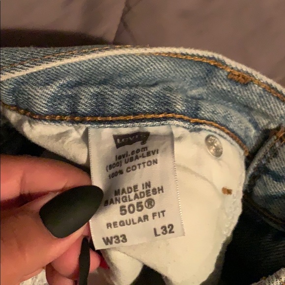 Levi’s shorts “ 4/25” - Picture 3 of 4